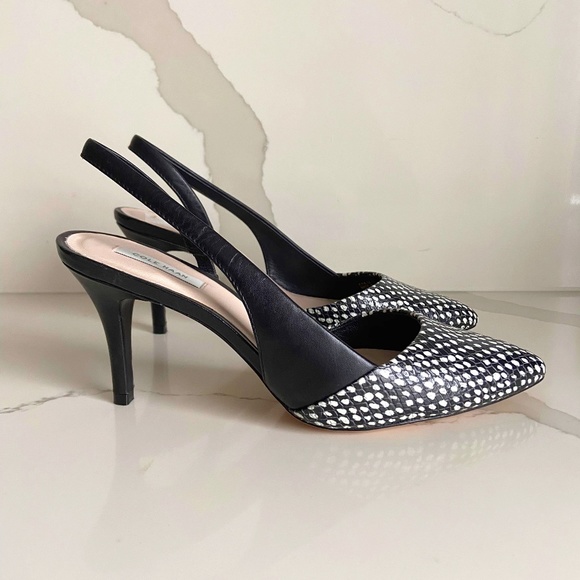 COLE HAAN Highline Black White Snake Print Leather Pointed Toe Slingback Pumps - Picture 1 of 10